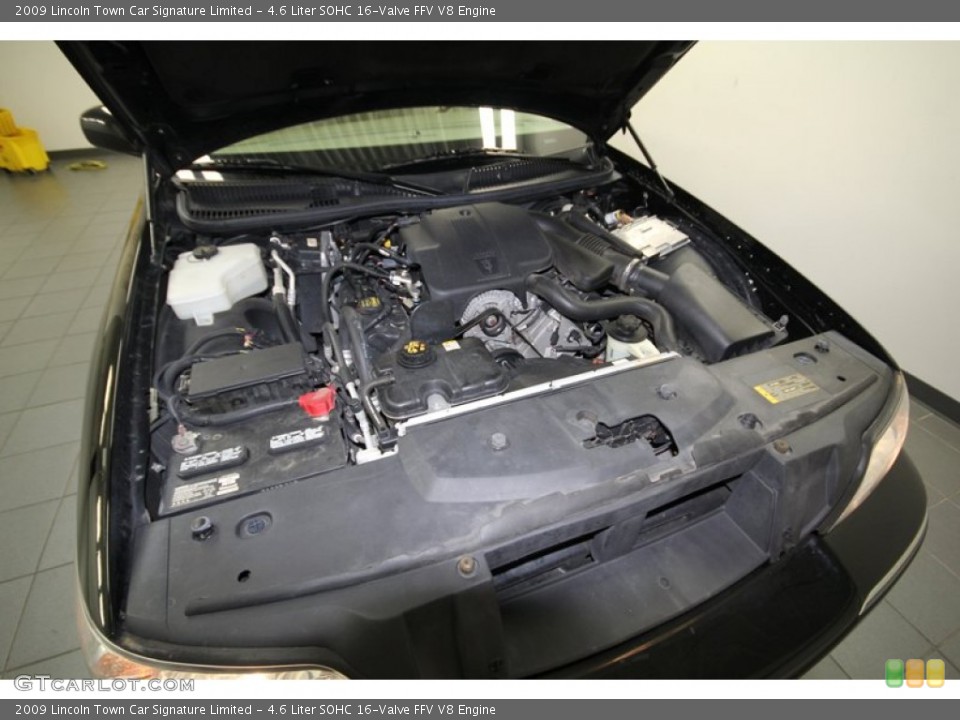 4.6 Liter SOHC 16-Valve FFV V8 Engine for the 2009 Lincoln Town Car #76605391