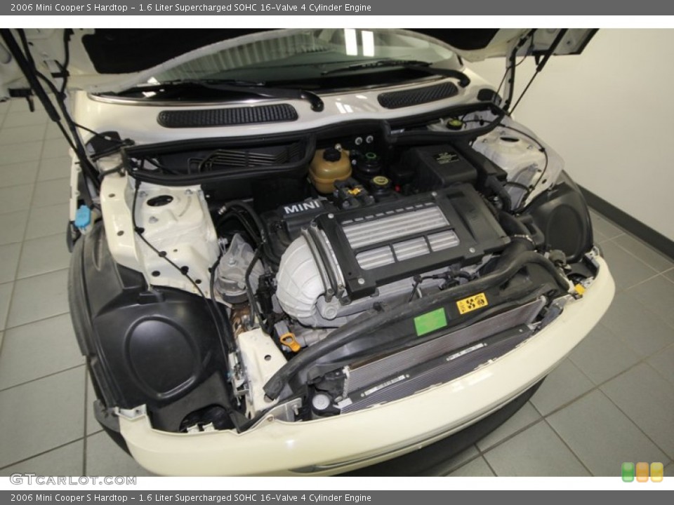 1.6 Liter Supercharged SOHC 16-Valve 4 Cylinder Engine for the 2006 Mini Cooper #76632357