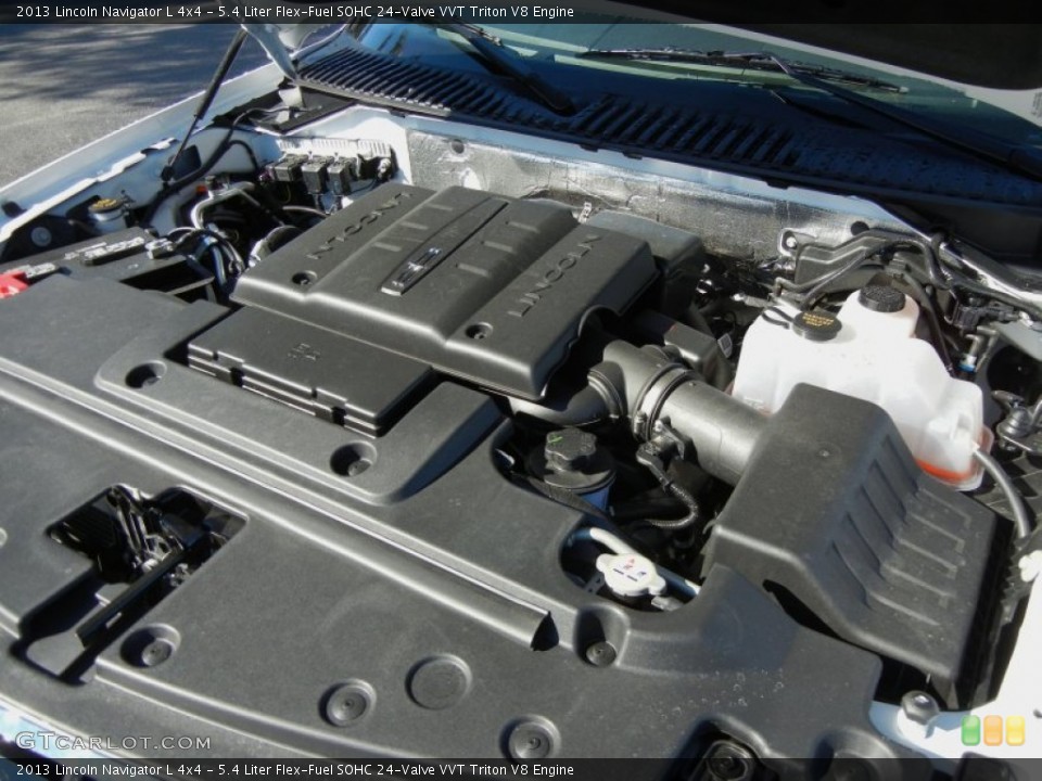 5.4 Liter Flex-Fuel SOHC 24-Valve VVT Triton V8 Engine for the 2013 Lincoln Navigator #76662818