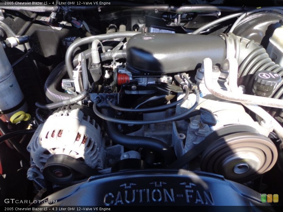 4.3 Liter OHV 12-Valve V6 Engine for the 2005 Chevrolet Blazer #76860285