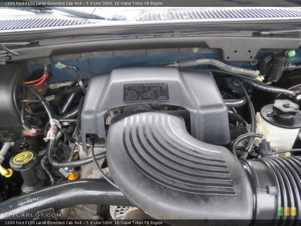 5.4 Liter SOHC 16-Valve Triton V8 1999 Ford F150 Engine