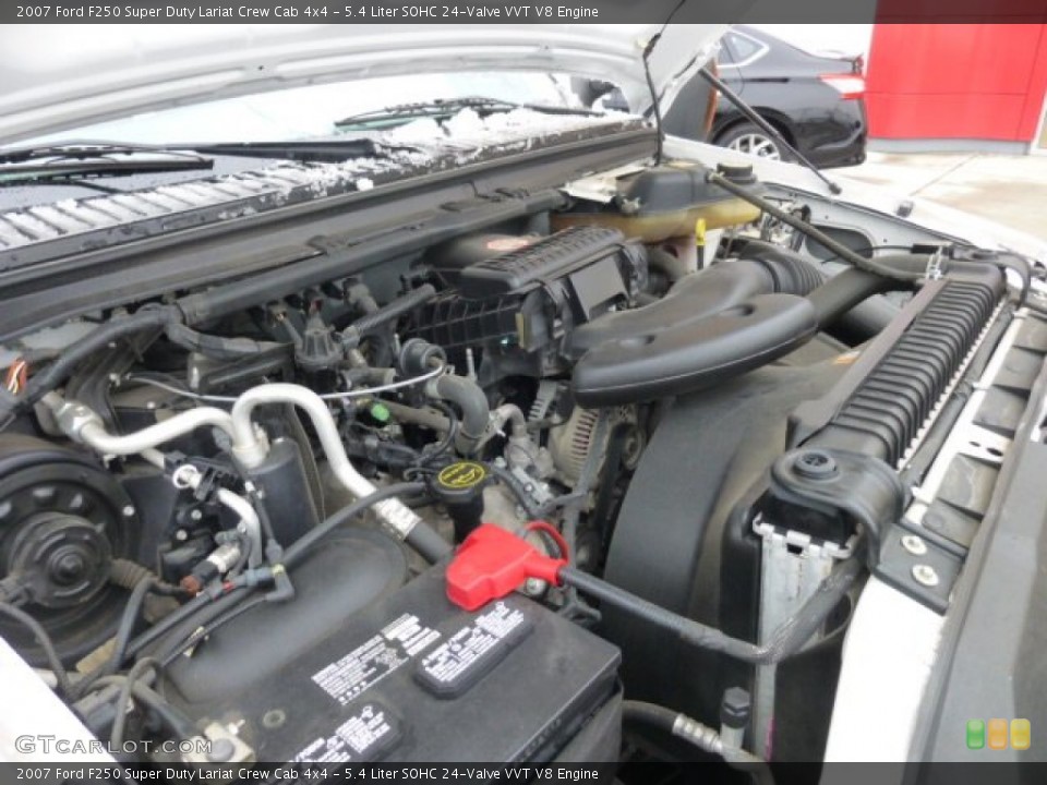 5.4 Liter SOHC 24-Valve VVT V8 2007 Ford F250 Super Duty Engine