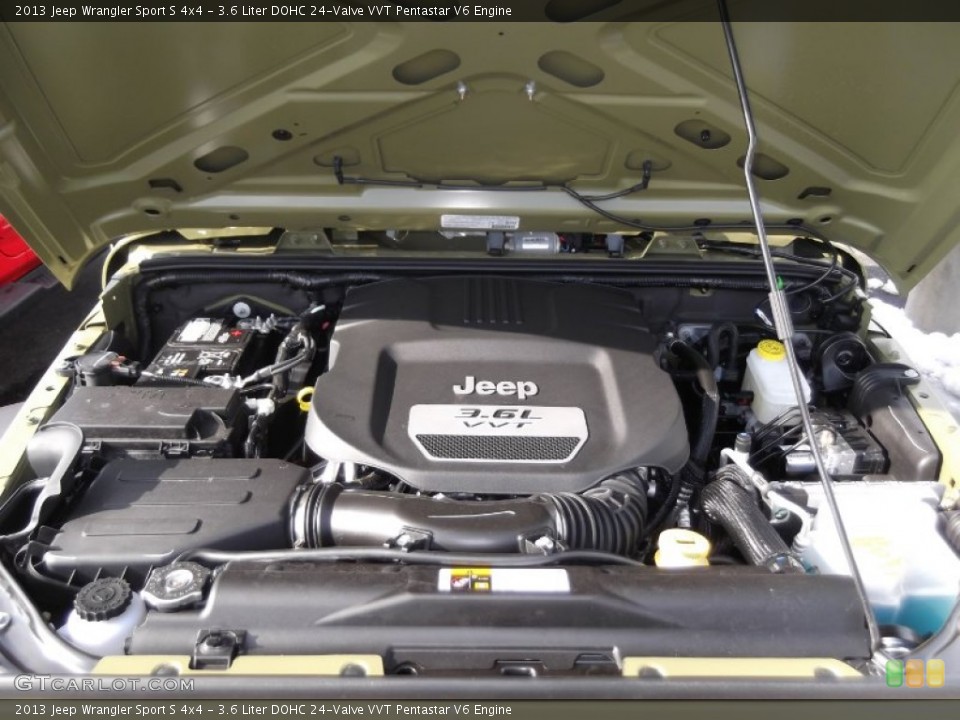 3.6 Liter DOHC 24-Valve VVT Pentastar V6 Engine for the 2013 Jeep Wrangler #76970932