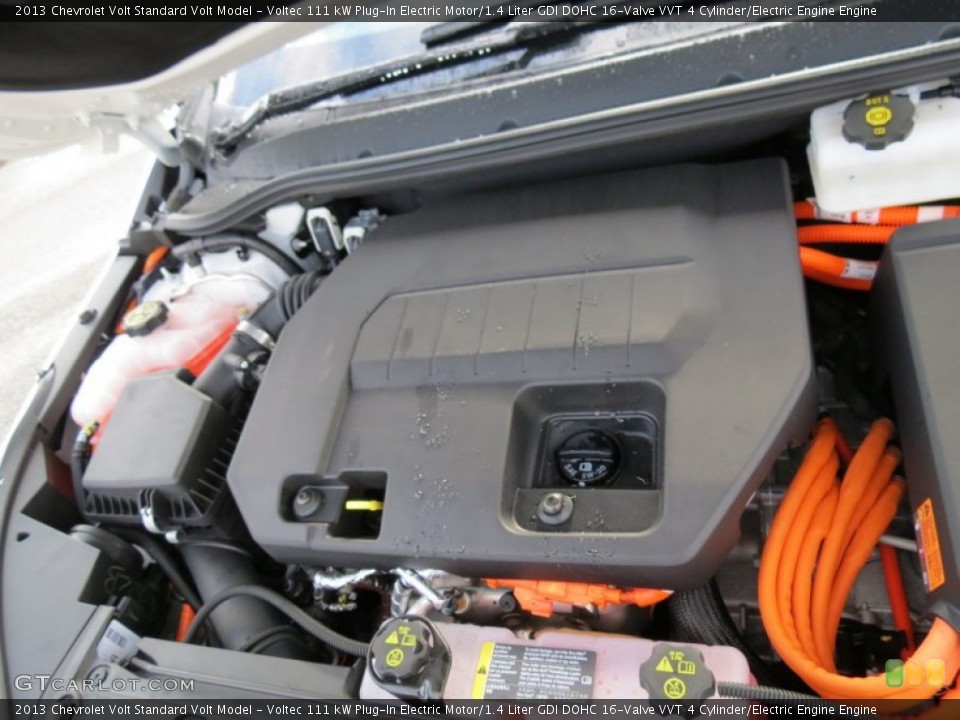 Voltec 111 kW Plug-In Electric Motor/1.4 Liter GDI DOHC 16-Valve VVT 4 Cylinder/Electric Engine Engine for the 2013 Chevrolet Volt #77012055