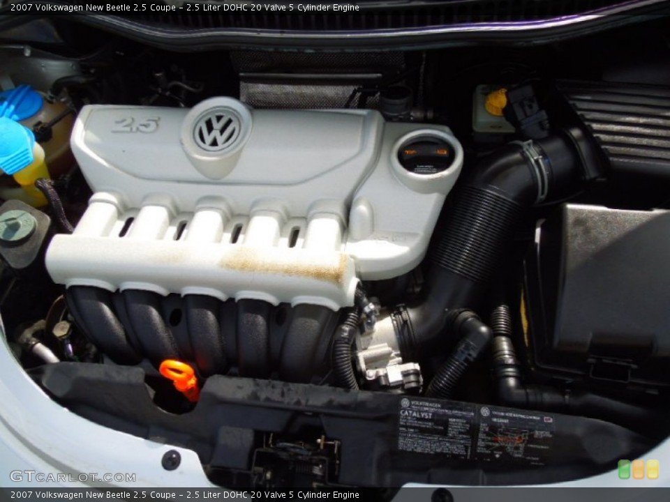 2.5 Liter DOHC 20 Valve 5 Cylinder Engine for the 2007 Volkswagen New Beetle #77027520
