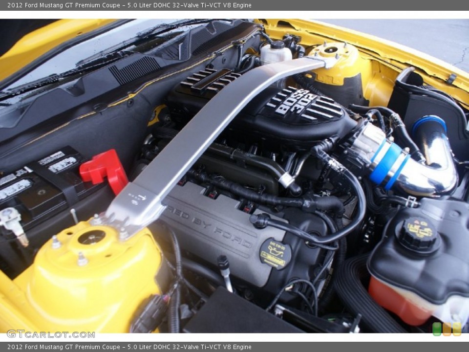 5.0 Liter DOHC 32-Valve Ti-VCT V8 Engine for the 2012 Ford Mustang #77027794