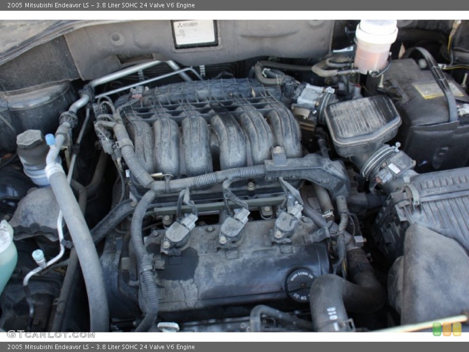 3.8 Liter SOHC 24 Valve V6 2005 Mitsubishi Endeavor Engine