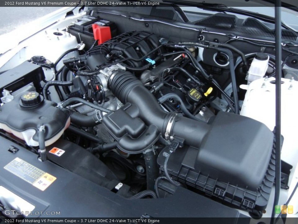 3.7 Liter DOHC 24-Valve Ti-VCT V6 Engine for the 2012 Ford Mustang #77212768