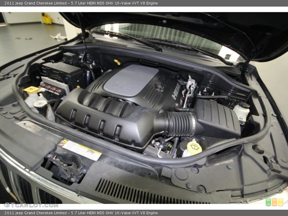 5.7 Liter HEMI MDS OHV 16-Valve VVT V8 Engine for the 2011 Jeep Grand Cherokee #77390553