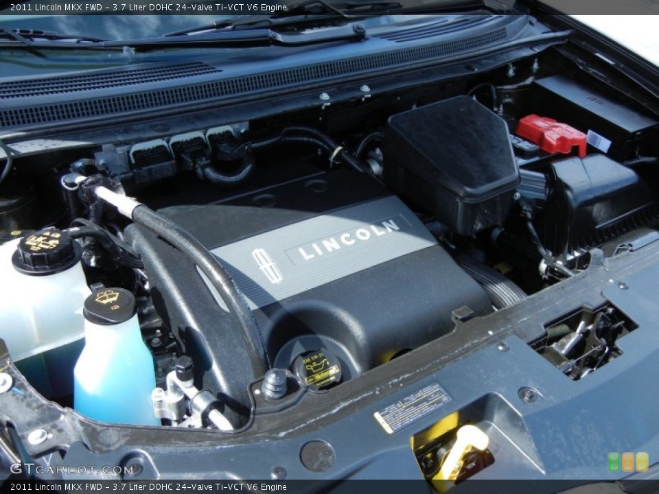 3.7 Liter DOHC 24-Valve Ti-VCT V6 Engine for the 2011 Lincoln MKX #77401177