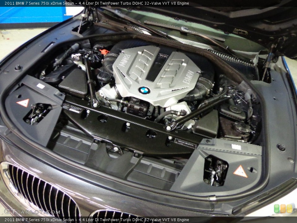 4.4 Liter DI TwinPower Turbo DOHC 32-Valve VVT V8 Engine for the 2011 BMW 7 Series #77456306