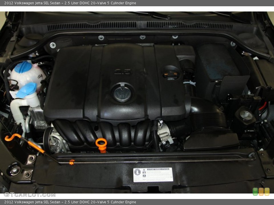2.5 Liter DOHC 20-Valve 5 Cylinder Engine for the 2012 Volkswagen Jetta #77750319