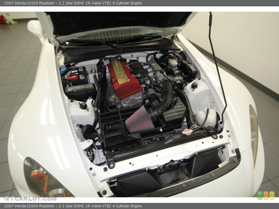 2.2 Liter DOHC 16-Valve VTEC 4 Cylinder Engine for the 2007 Honda S2000 #77813729