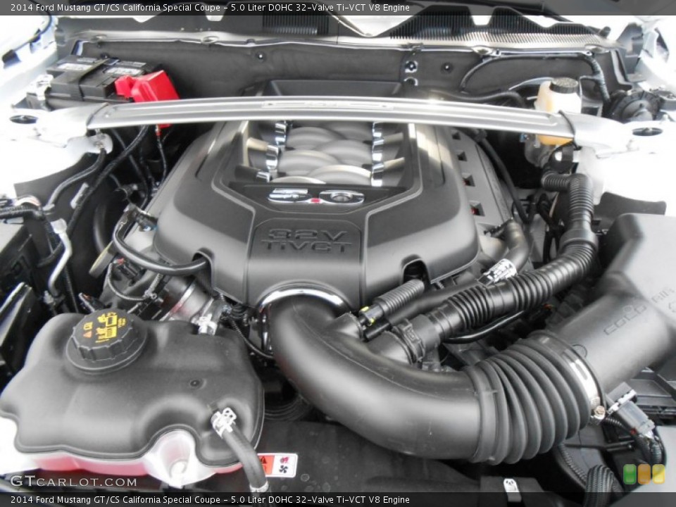 5.0 Liter DOHC 32-Valve Ti-VCT V8 Engine for the 2014 Ford Mustang #78145078