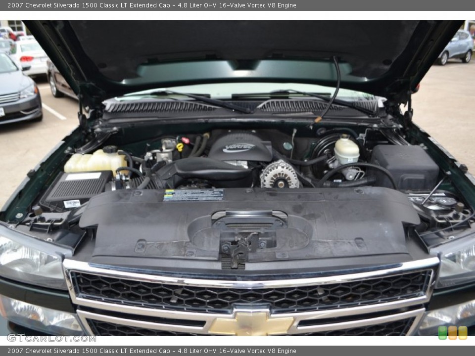 4.8 Liter OHV 16-Valve Vortec V8 Engine for the 2007 Chevrolet Silverado 1500 #78149136