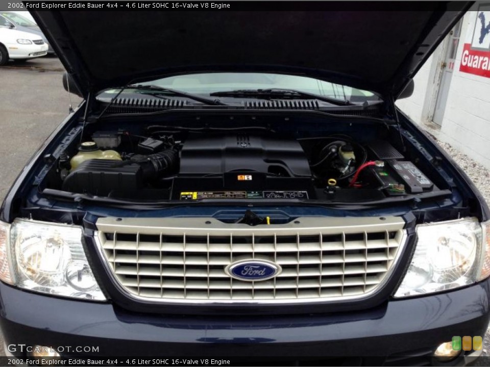 4.6 Liter SOHC 16-Valve V8 2002 Ford Explorer Engine