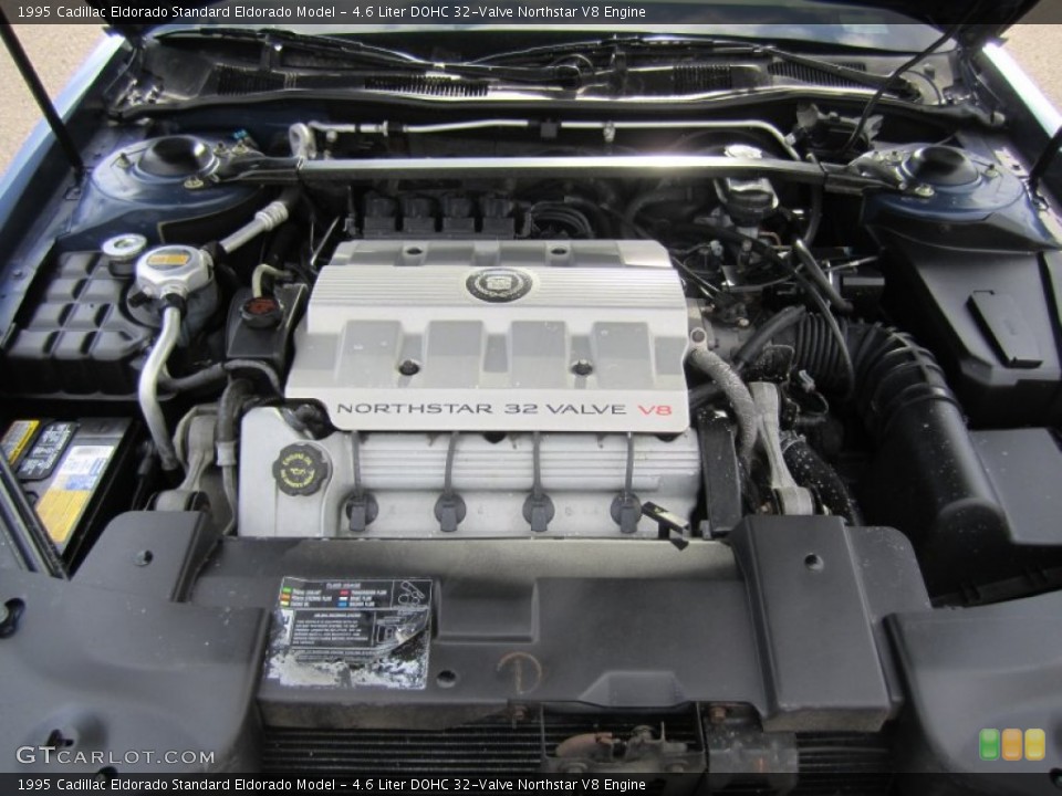 4.6 Liter DOHC 32-Valve Northstar V8 1995 Cadillac Eldorado Engine