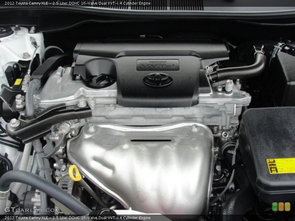 2.5 Liter DOHC 16-Valve Dual VVT-i 4 Cylinder Engine for the 2012 Toyota Camry #78773633