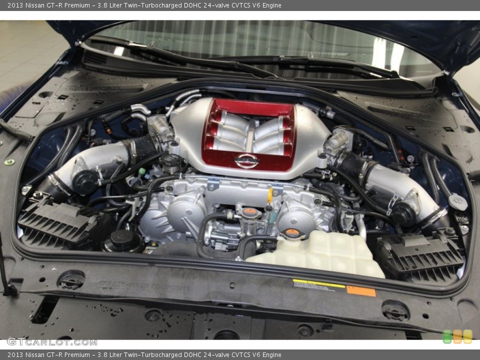 3.8 Liter Twin-Turbocharged DOHC 24-valve CVTCS V6 Engine for the 2013 Nissan GT-R #79141528