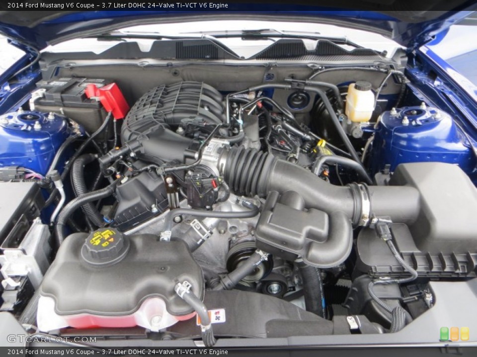 3.7 Liter DOHC 24-Valve Ti-VCT V6 Engine for the 2014 Ford Mustang #79543373