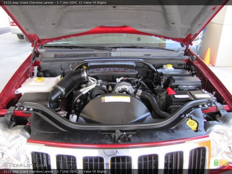 3.7 Liter SOHC 12-Valve V6 Engine for the 2010 Jeep Grand Cherokee #79547608