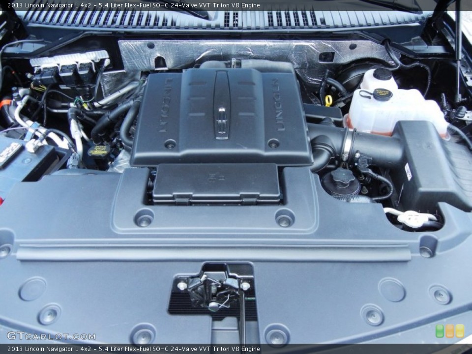 5.4 Liter Flex-Fuel SOHC 24-Valve VVT Triton V8 2013 Lincoln Navigator Engine
