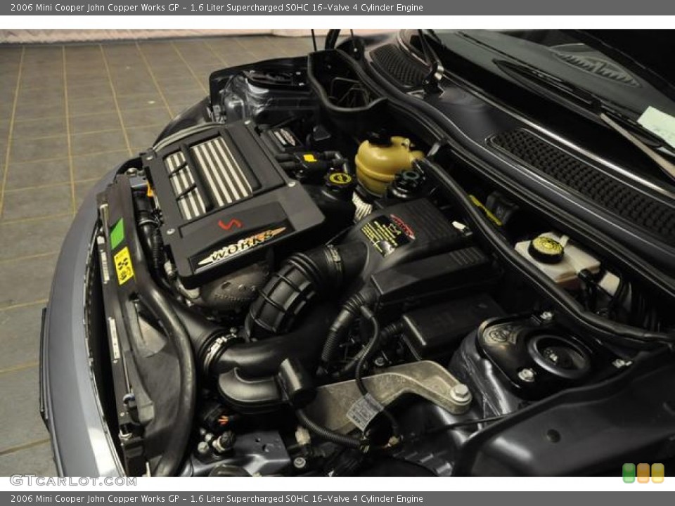 1.6 Liter Supercharged SOHC 16-Valve 4 Cylinder Engine for the 2006 Mini Cooper #79702381
