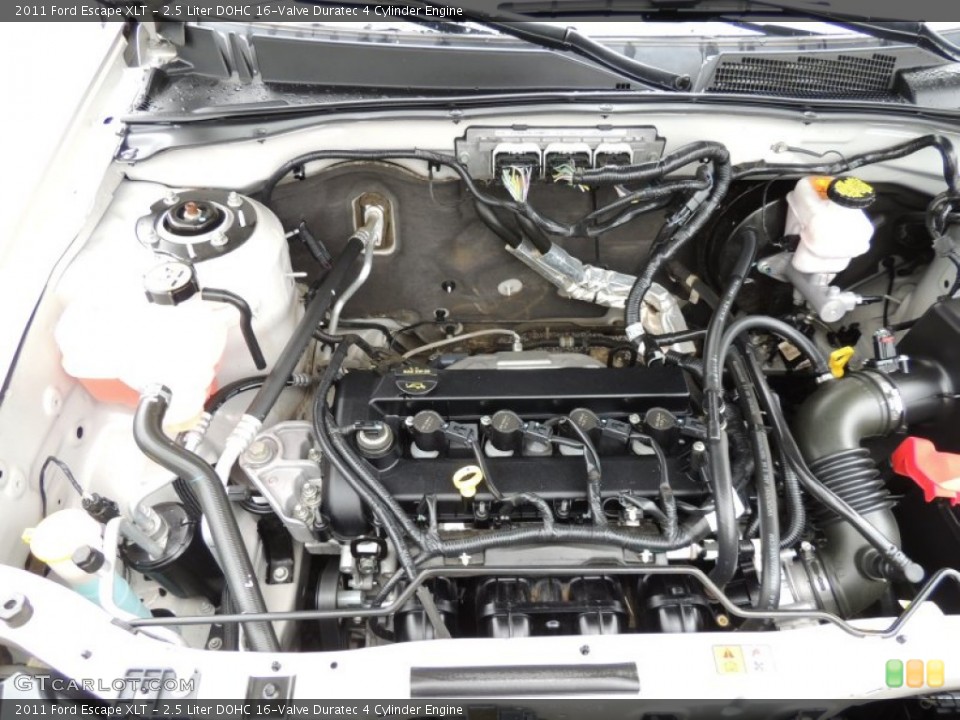 2.5 Liter DOHC 16-Valve Duratec 4 Cylinder Engine for the 2011 Ford Escape #79766566