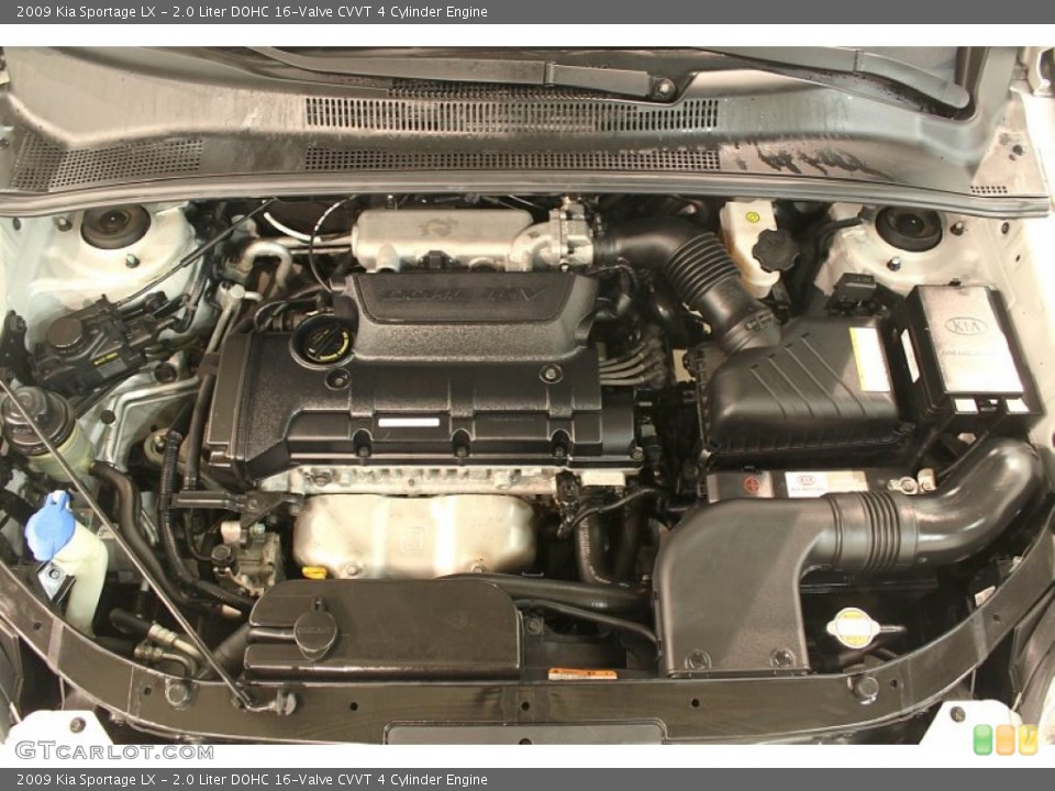 2.0 Liter DOHC 16-Valve CVVT 4 Cylinder 2009 Kia Sportage Engine