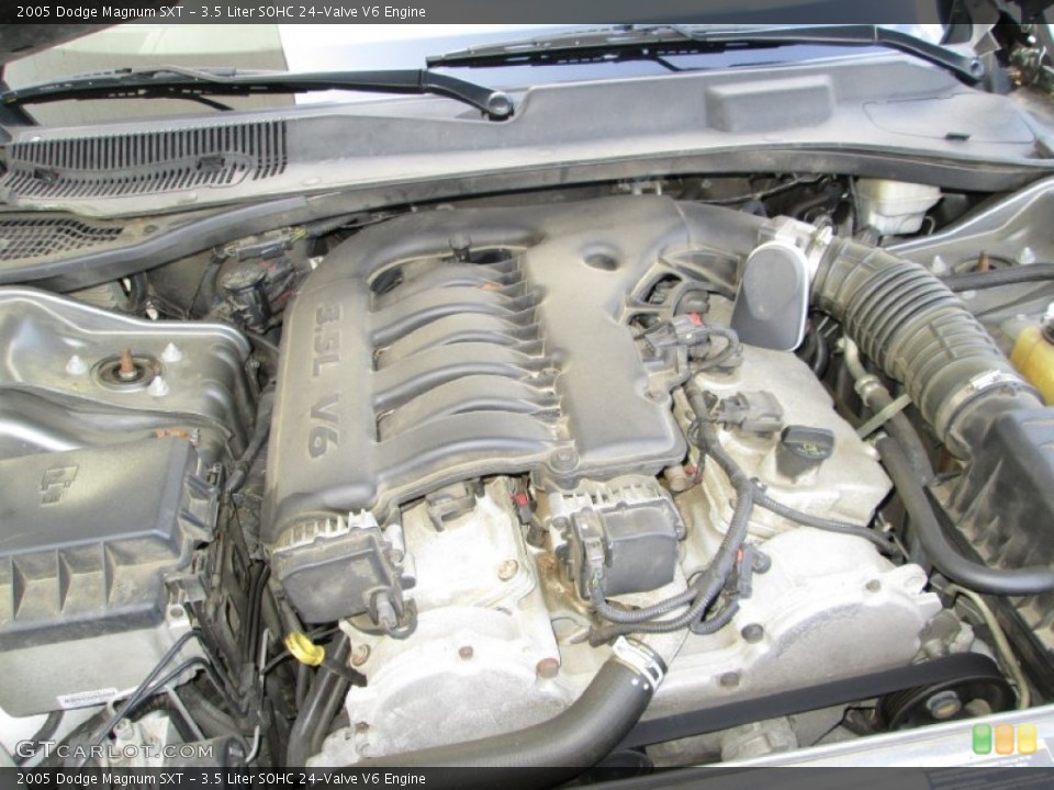 3.5 Liter SOHC 24-Valve V6 Engine for the 2005 Dodge Magnum #80087038