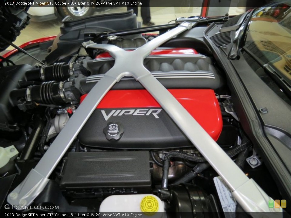 8.4 Liter OHV 20-Valve VVT V10 Engine for the 2013 Dodge SRT Viper #80467377