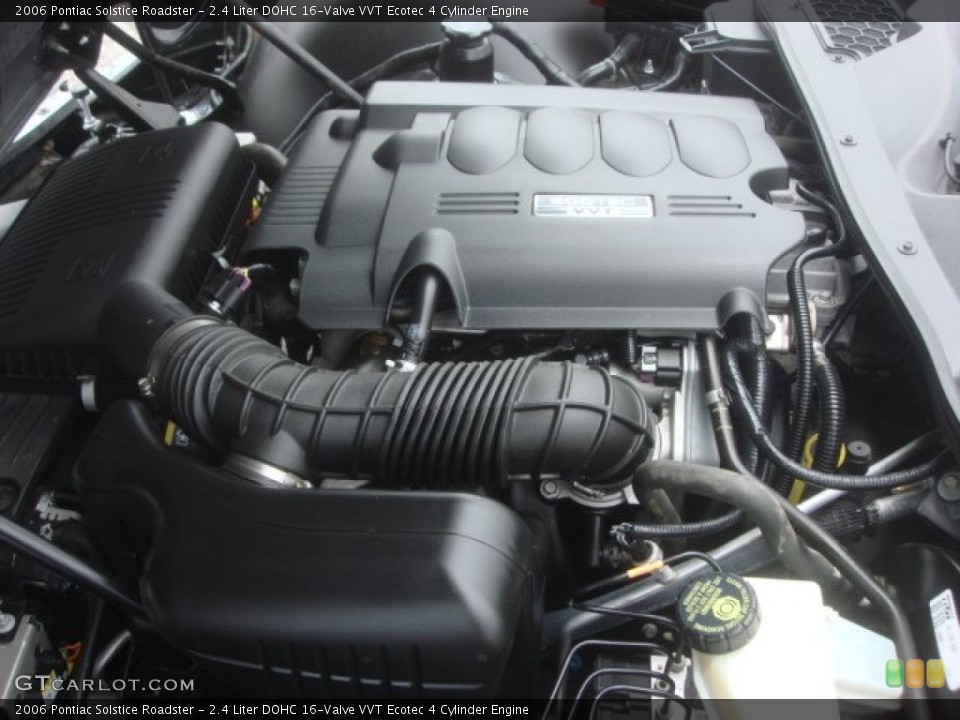 2.4 Liter DOHC 16-Valve VVT Ecotec 4 Cylinder 2006 Pontiac Solstice Engine