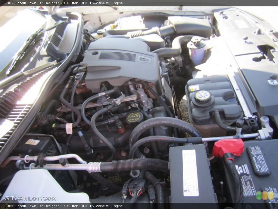 4.6 Liter SOHC 16-Valve V8 Engine for the 2007 Lincoln Town Car #80565798