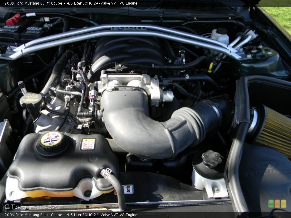 4.6 Liter SOHC 24-Valve VVT V8 2009 Ford Mustang Engine