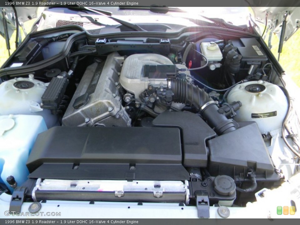 1.9 Liter DOHC 16-Valve 4 Cylinder Engine for the 1996 BMW Z3 #80693793