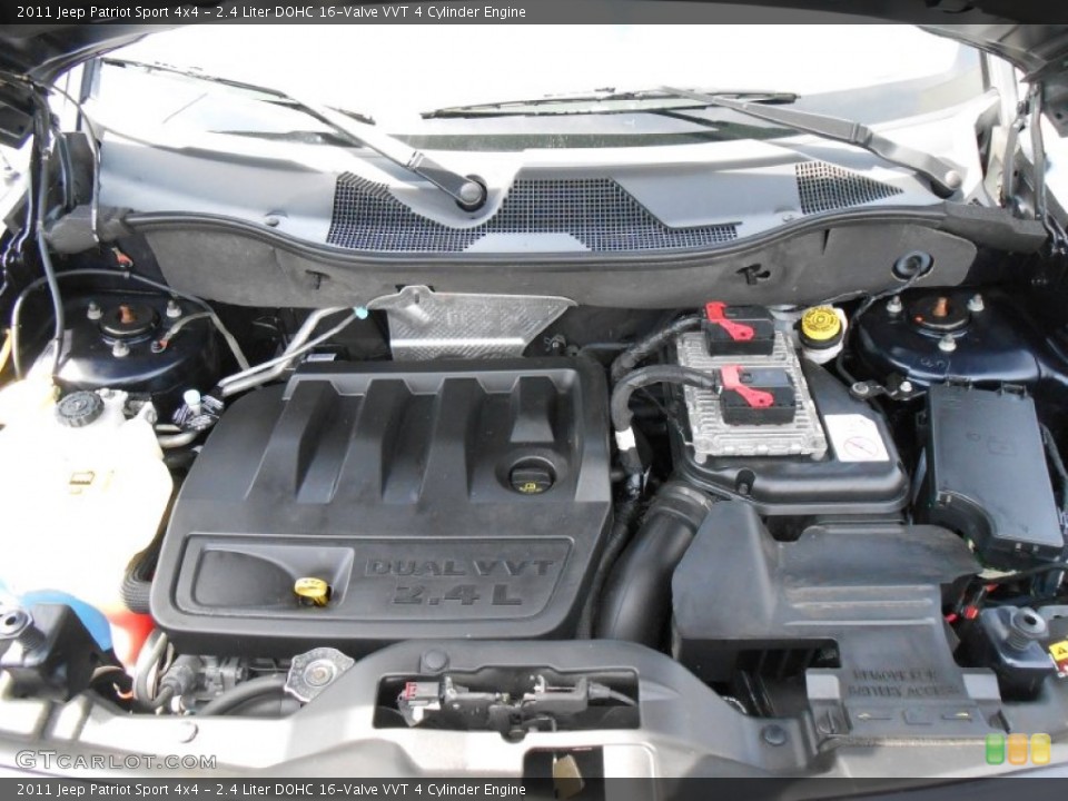 2.4 Liter DOHC 16-Valve VVT 4 Cylinder Engine for the 2011 Jeep Patriot #80908629