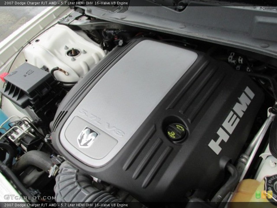 5.7 Liter HEMI OHV 16-Valve V8 Engine for the 2007 Dodge Charger #80929065