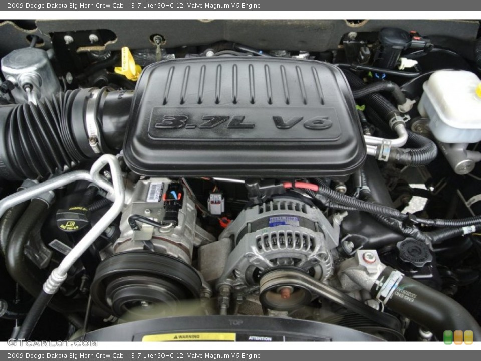 3.7 Liter SOHC 12-Valve Magnum V6 2009 Dodge Dakota Engine