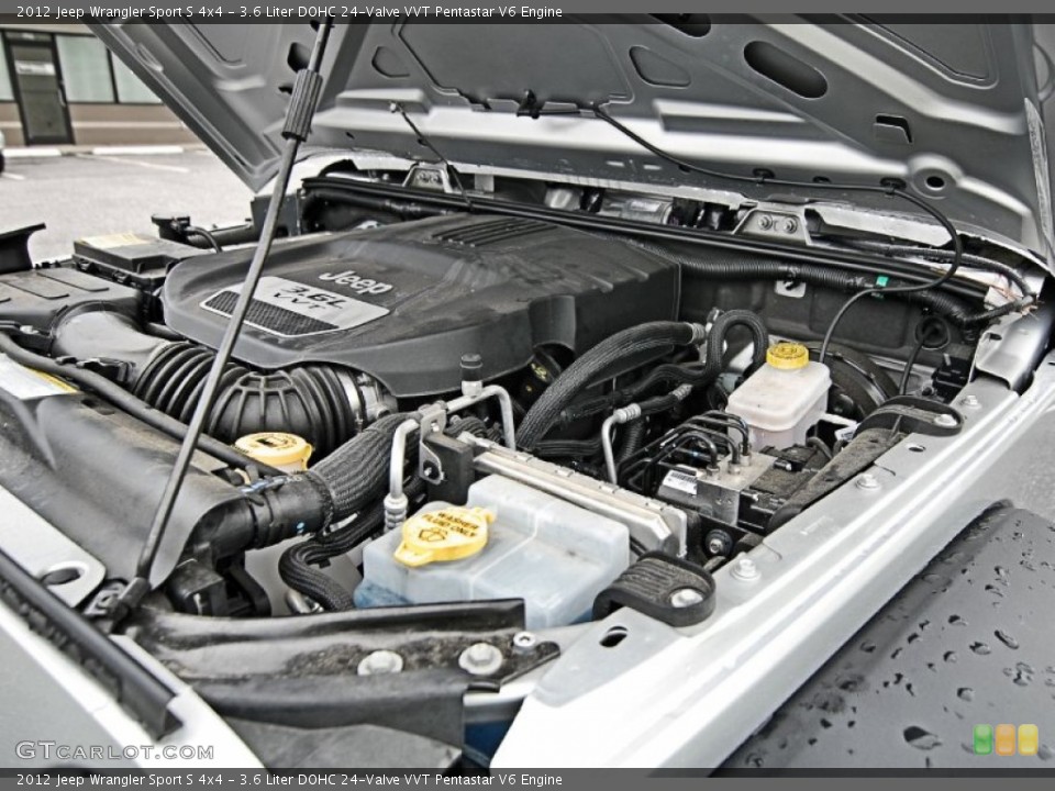 3.6 Liter DOHC 24-Valve VVT Pentastar V6 Engine for the 2012 Jeep Wrangler #81256561