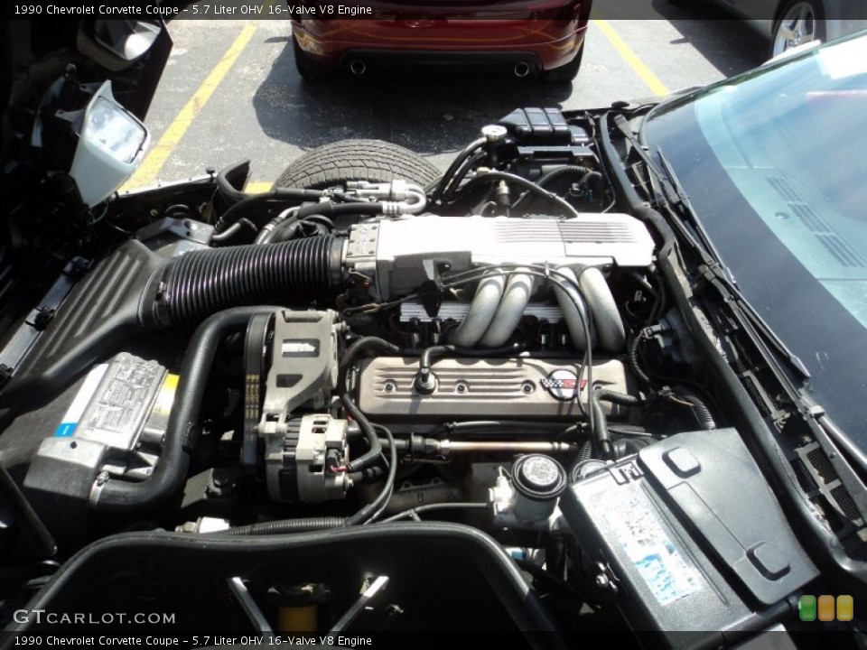 5.7 Liter OHV 16-Valve V8 Engine for the 1990 Chevrolet Corvette #81317649