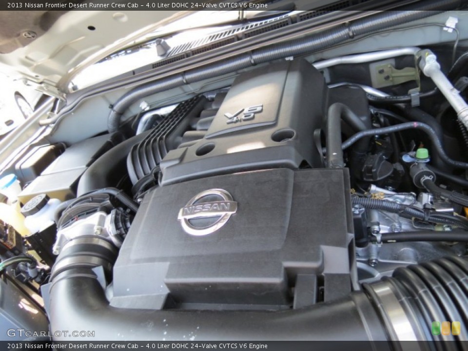 4.0 Liter DOHC 24-Valve CVTCS V6 2013 Nissan Frontier Engine