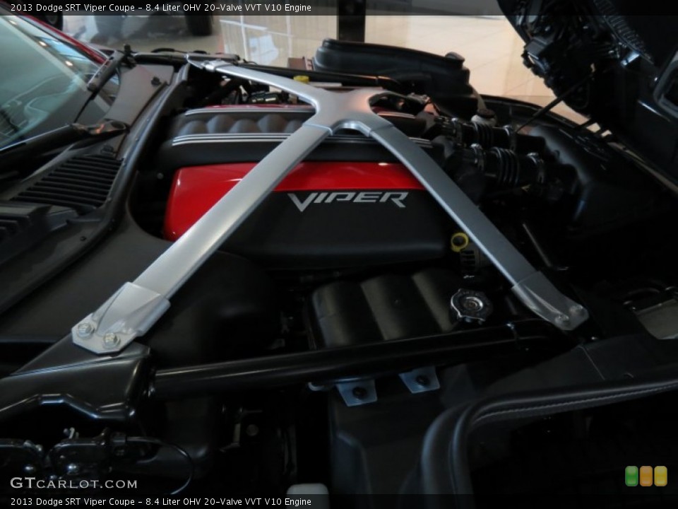 8.4 Liter OHV 20-Valve VVT V10 Engine for the 2013 Dodge SRT Viper #81637510