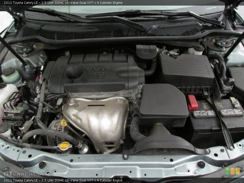 2.5 Liter DOHC 16-Valve Dual VVT-i 4 Cylinder Engine for the 2011 Toyota Camry #82136318