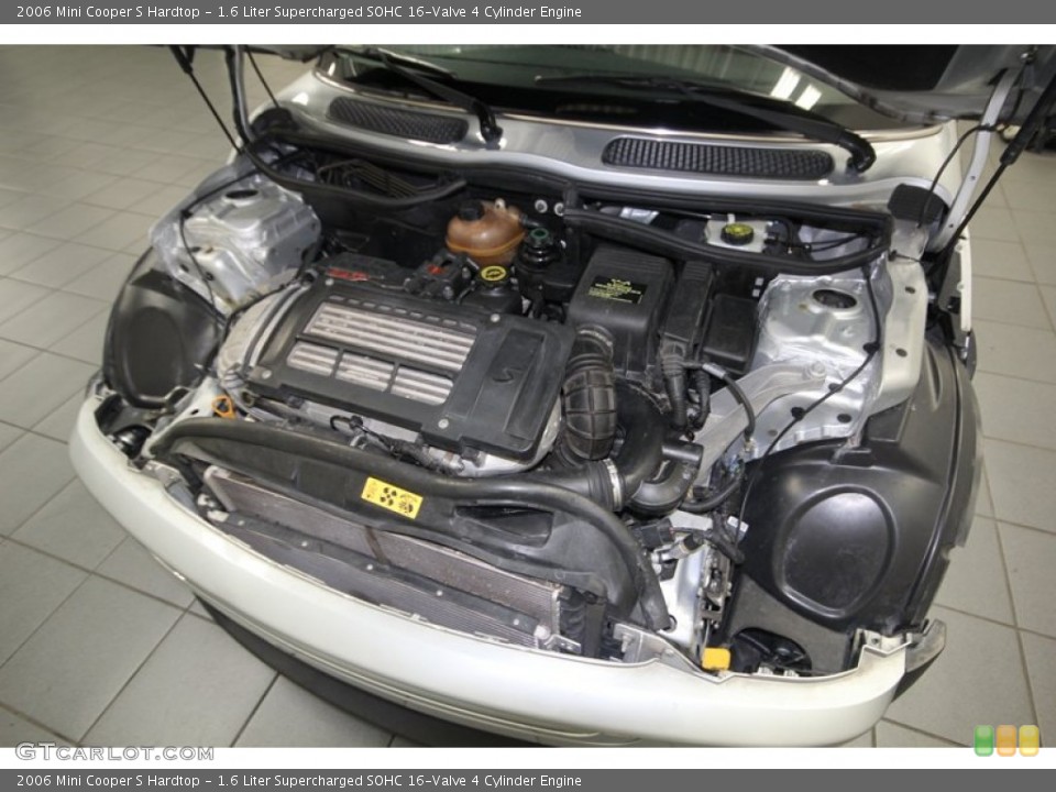 1.6 Liter Supercharged SOHC 16-Valve 4 Cylinder Engine for the 2006 Mini Cooper #82177040