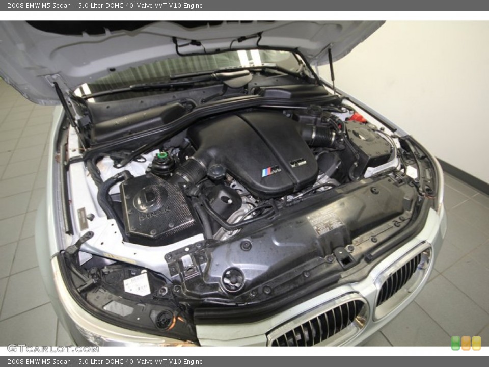 5.0 Liter DOHC 40-Valve VVT V10 2008 BMW M5 Engine