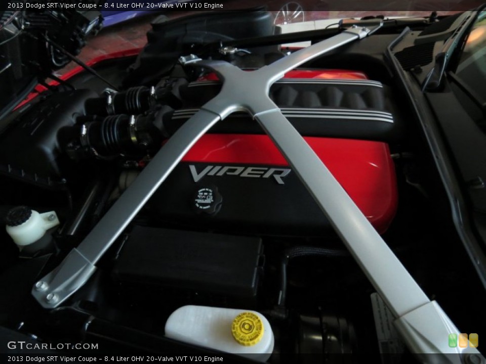 8.4 Liter OHV 20-Valve VVT V10 Engine for the 2013 Dodge SRT Viper #82275117