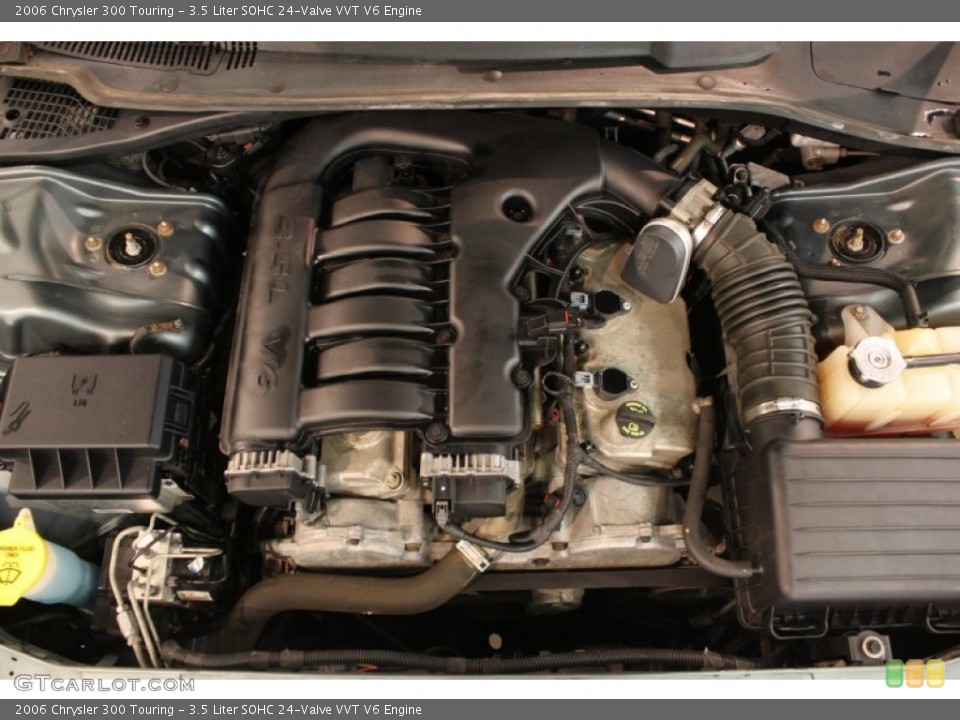 3.5 Liter SOHC 24-Valve VVT V6 Engine for the 2006 Chrysler 300 #82440604
