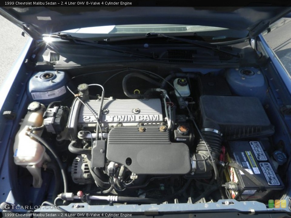 2.4 Liter OHV 8-Valve 4 Cylinder 1999 Chevrolet Malibu Engine