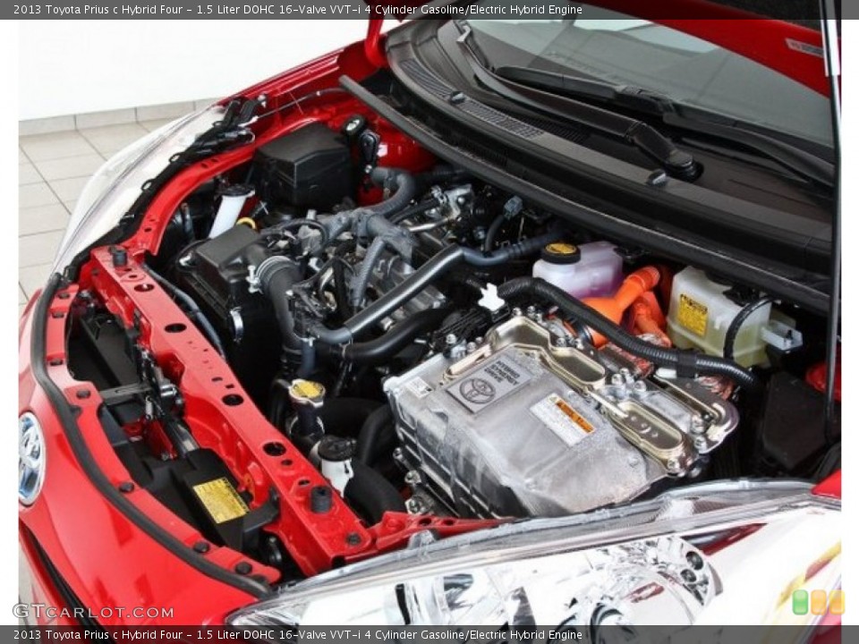 1.5 Liter DOHC 16-Valve VVT-i 4 Cylinder Gasoline/Electric Hybrid 2013 Toyota Prius c Engine
