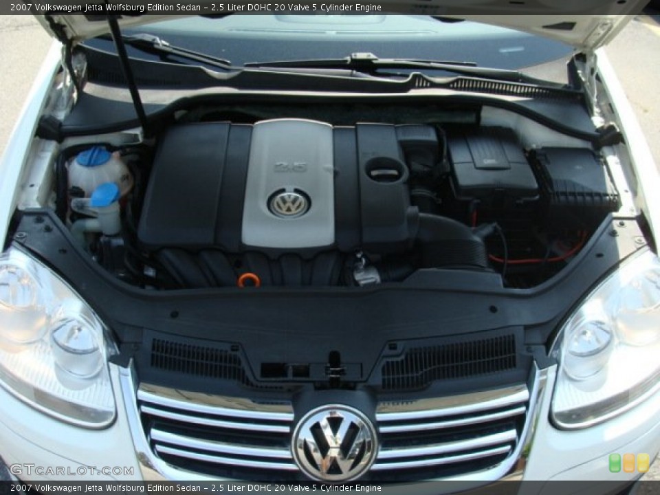 2.5 Liter DOHC 20 Valve 5 Cylinder Engine for the 2007 Volkswagen Jetta #82704953